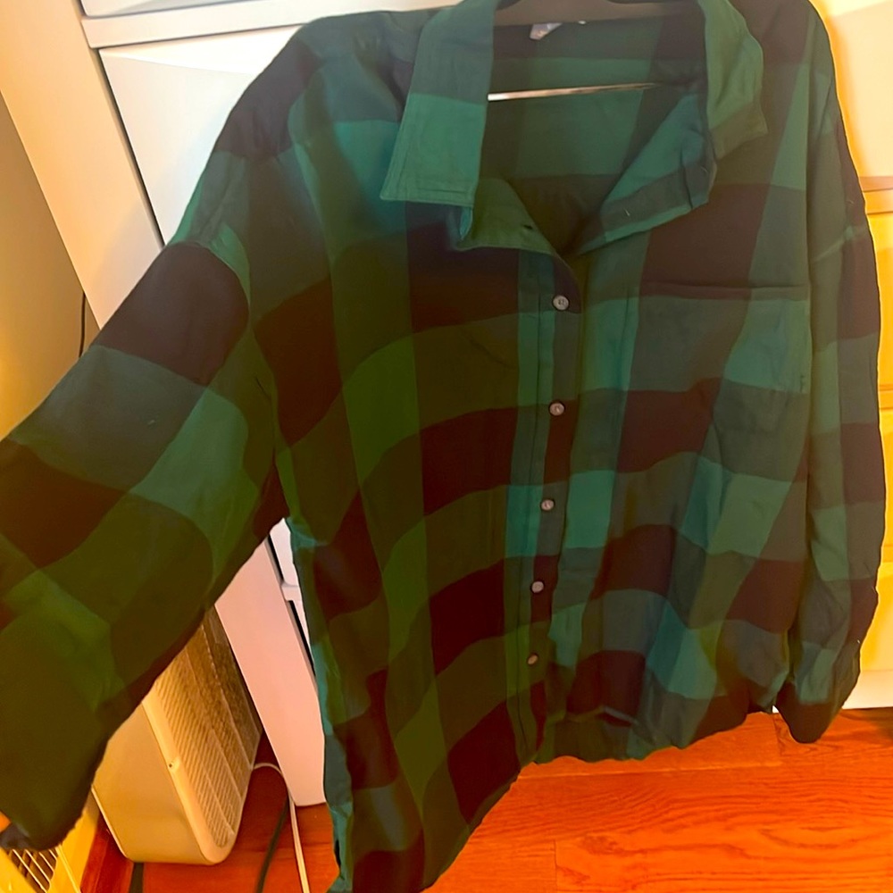 Old navy plaid shirt